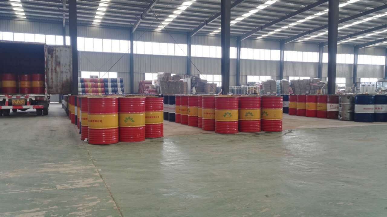 船用潤(rùn)滑油與陸上用柴油機(jī)油有什么不同?那個(gè)品牌的好用？